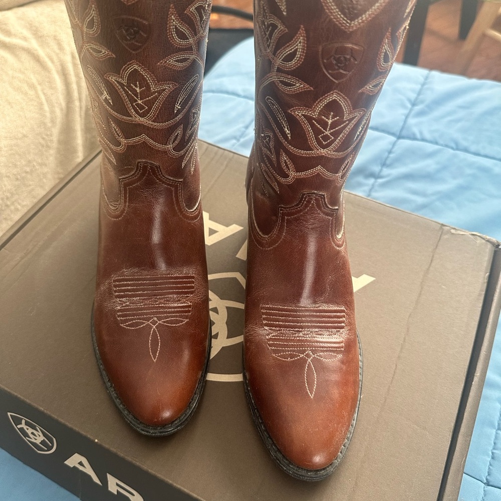 Ariat Chestnut Leather Women’s Cowboy Boots - Picture 2 of 9